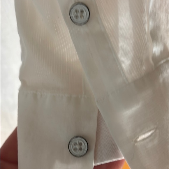 NWT CAbi Vacation ShirtWhite Blouse Medium - Picture 8 of 8